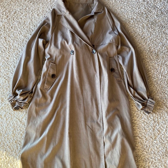 アプレジュールミニョン　スプリングコート レディースのジャケット/アウター(スプリングコート)の商品写真