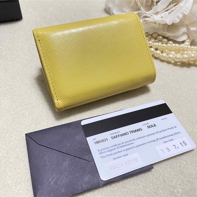 美品!PRADA三つ折り財布♡ミニ財布 美品!PRADA三つ折り財布♡ミニ財布