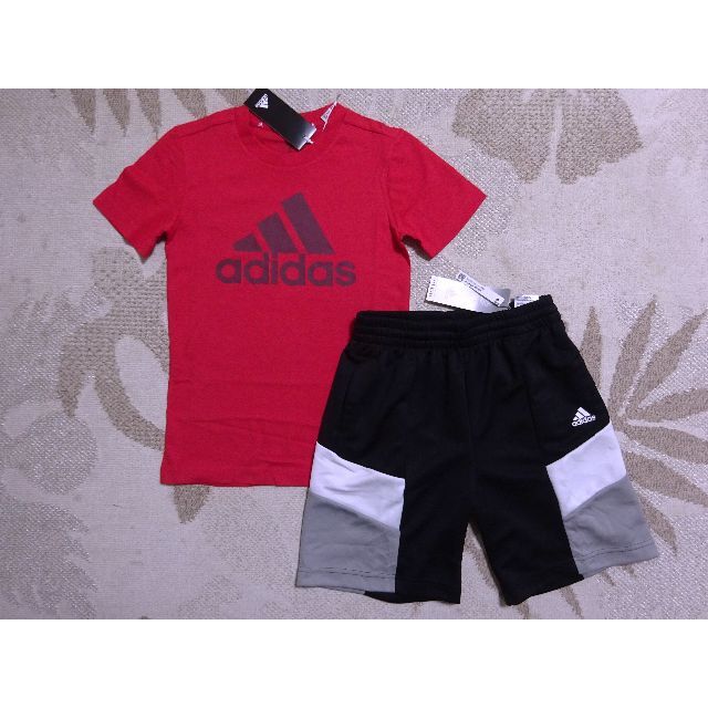 adidas(アディダス)の新品★アディダス★140★快適!!半袖Ｔシャツ(赤)・ジャージハーフパンツ★上下 キッズ/ベビー/マタニティのキッズ服男の子用(90cm~)(Tシャツ/カットソー)の商品写真