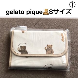 ジェラートピケ(gelato pique)のベア柄じゃばら母子手帳ケースＳ【ジェラートピケ】くま🧸テディベア・通帳ポーチ(母子手帳ケース)