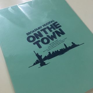 ブイシックス(V6)の【トニセン】ON THE TOWN(アート/エンタメ)