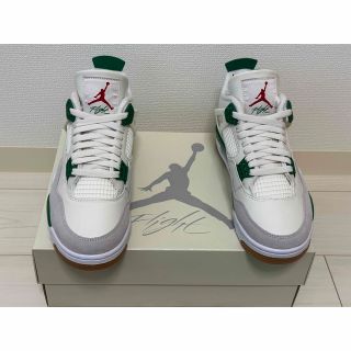 ナイキ(NIKE)のNIKE SB AIR JORDAN 4 パイングリーン (スニーカー)