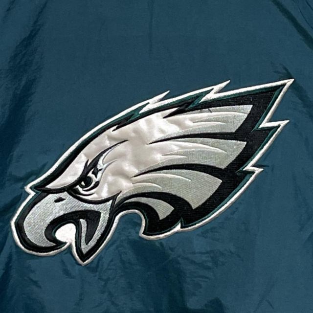 NFLイーグルス 刺繍ロゴ エメラルドグリーン 中綿 ナイロンジャケット 2XL メンズのジャケット/アウター(ナイロンジャケット)の商品写真
