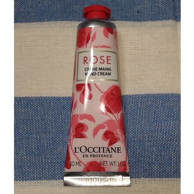 L'OCCITANE(ロクシタン)のエマ様専用 コスメ/美容のボディケア(ハンドクリーム)の商品写真