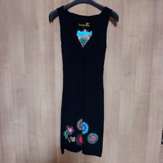 デシグアル(DESIGUAL)の新品　未使用　サマーニットワンピース　デシグアル(ひざ丈ワンピース)