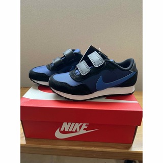 ナイキ(NIKE)のNIKE MD VALIANT スニーカー キッズ 18センチ(スニーカー)