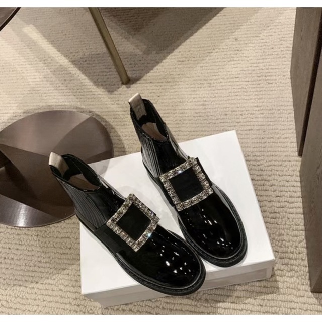 ROGER VIVIER チェルシー アンクル ブーツ ヴィヴ レンジャー - ブーツ