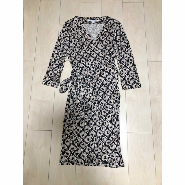 DIANE von FURSTENBERG - 未使用　ダイアンフォンファステンバーグ　ラップワンピース　サイズ6