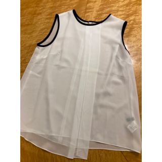 ピエールカルダン(pierre cardin)の未着用　タカシマヤ購入　ピエールカルダン　上質トップス(シャツ/ブラウス(半袖/袖なし))