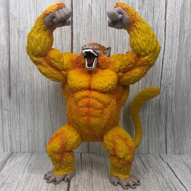 ドラゴンボール 黄金大猿　PVC製品　40cm フィギュア | フリマアプリ ラクマ