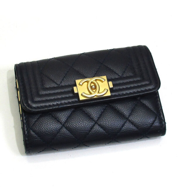 CHANEL ボーイ シャネル 4連 キーケース キャビアスキン ネイビー | フリマアプリ ラクマ CHANEL ボーイ シャネル 4連 キーケース キャビアスキン ネイビー | フリマアプリ ラクマ