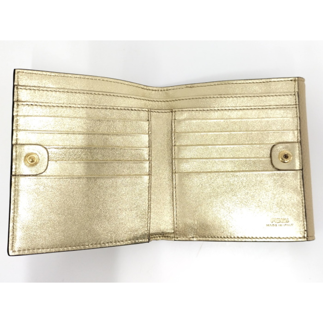 FENDI - FENDI ピーカブー セレリア フォールド ウォレット 二 FENDI - FENDI ピーカブー セレリア フォールド ウォレット 二
