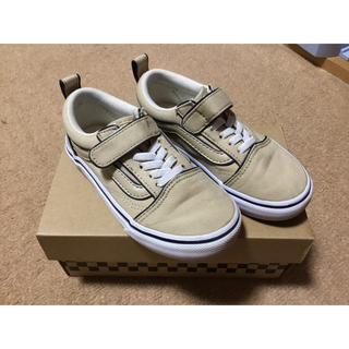 ヴァンズ(VANS)の中古　vans kids oldskool 17cm ベージュ(スニーカー)