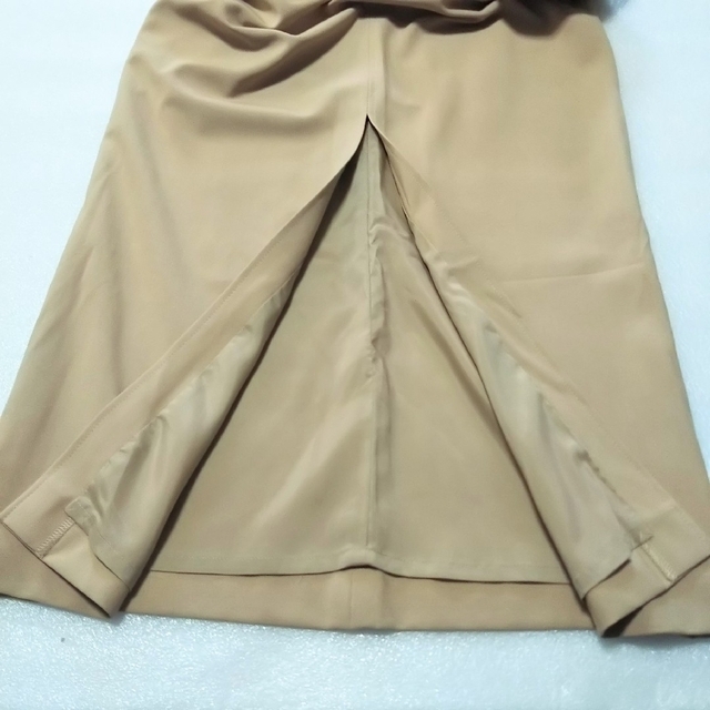 COUP DE CHANCE(クードシャンス)のロングスカート ベージュ レディースのスカート(ロングスカート)の商品写真