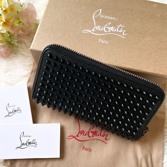 美品 クリスチャンルブタン パネトーネ スタッズ コインケース マルチ