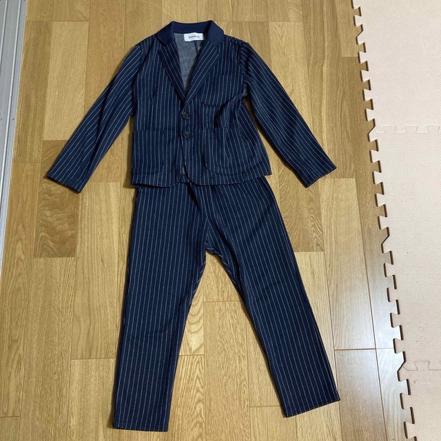 GENERATOR(ジェネレーター)のジェネレーター　120 フォーマルスーツ キッズ/ベビー/マタニティのキッズ服男の子用(90cm~)(ジャケット/上着)の商品写真