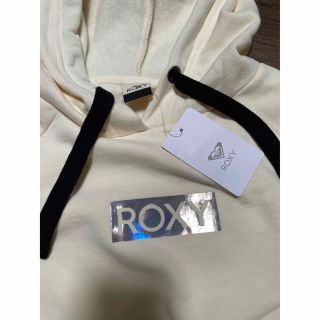 ロキシー(Roxy)の【新品】ROXY パーカーレディースLサイズ(パーカー)