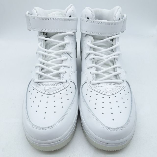 NIKE(ナイキ)のNIKE 2023 AIR FORCE 1 MID 07 DZ2672-101  メンズの靴/シューズ(スニーカー)の商品写真