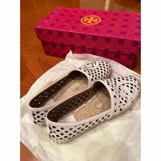 TORYBURCH トリーバーチ　白　フラットパンプス　白　23.5