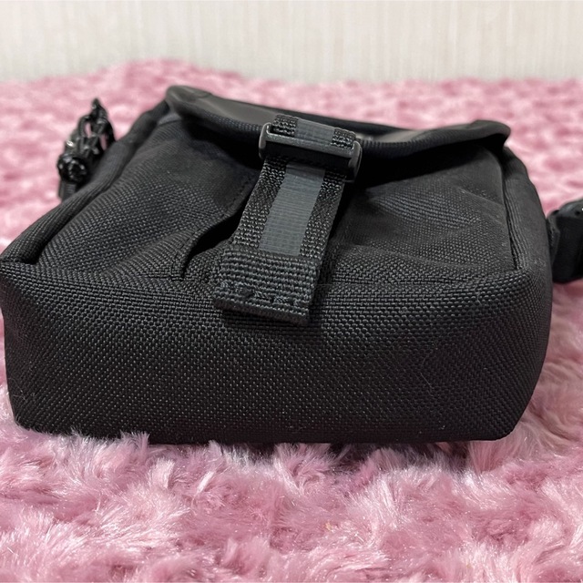 CHROME(クローム)のChrome ショルダー ボディバッグ メッセンジャー 軽量 防水 バック メンズのバッグ(ショルダーバッグ)の商品写真