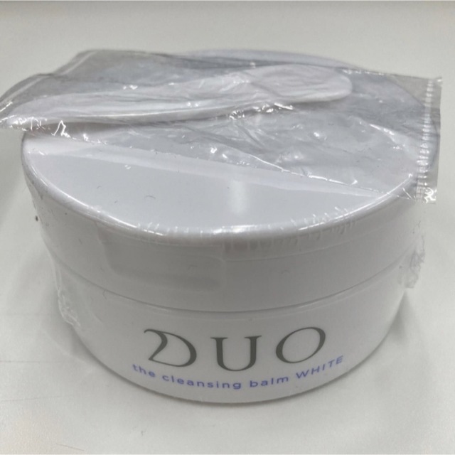 DUO(デュオ)の【新品】DUO ザ クレンジングバーム ホワイトa 90g コスメ/美容のスキンケア/基礎化粧品(フェイスオイル/バーム)の商品写真