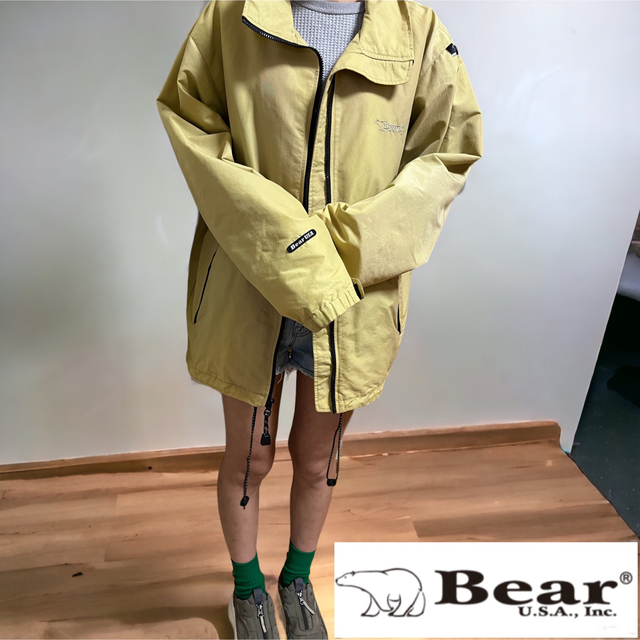 Bear USA(ベアー)のオールド　古着　Bear USA ナイロン　ジャケット　ビッグサイズ　M メンズのジャケット/アウター(ナイロンジャケット)の商品写真