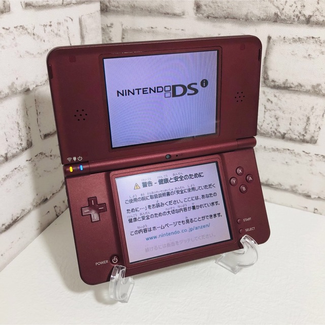 ニンテンドーDS(ニンテンドーDS)の【美品】 Nintendo DSi LL ワインレッド エンタメ/ホビーのゲームソフト/ゲーム機本体(携帯用ゲーム機本体)の商品写真