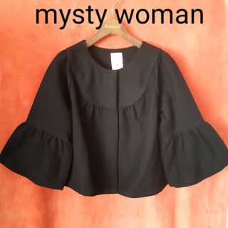 ミスティウーマン(mysty woman)のレディース ノーカラー ジャケット 黒 ブラック mysty woman M(ノーカラージャケット)