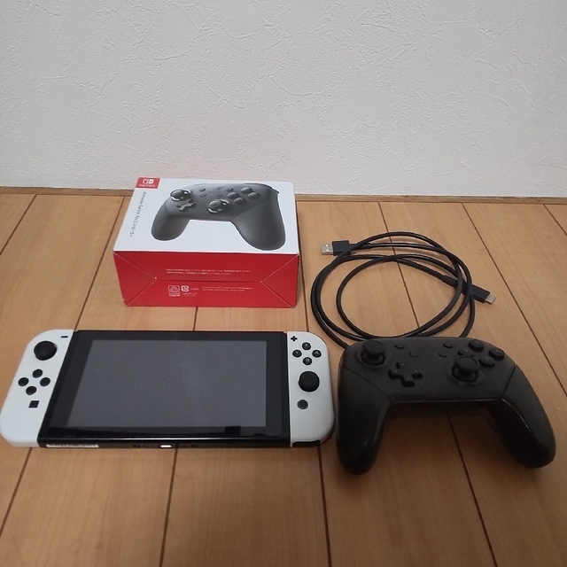 最終値下げnintendo switch バッテリー強化版 プロコン