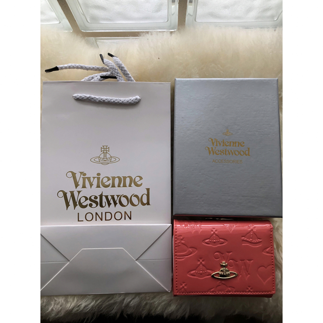 週末値下げ Vivienne Westwood 三つ折り財布