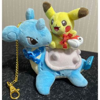 レア⭐️ポケモンセンター　オリジナル　ラプラスに乗って　ピカチュウ　マスコット