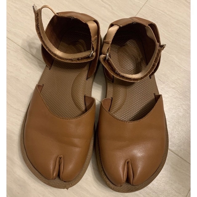 suicoke(スイコック)のSUICOKE×BEAUTY&YOUTH 足袋サンダル レディースの靴/シューズ(サンダル)の商品写真