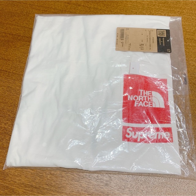 L 白 シュプリーム ノースフェイス ポケット Tシャツ Supreme