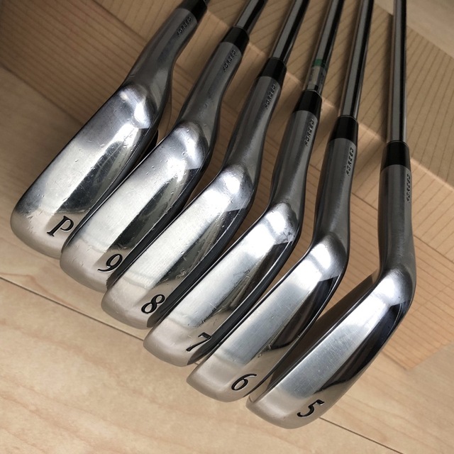 Srixon(スリクソン)の【中古】スリクソン　Z585  アイアン　5I-PW  6本　NSプロ950GH スポーツ/アウトドアのゴルフ(クラブ)の商品写真