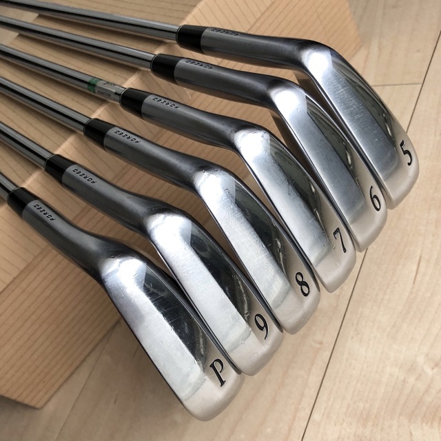 Srixon(スリクソン)の【中古】スリクソン　Z585  アイアン　5I-PW  6本　NSプロ950GH スポーツ/アウトドアのゴルフ(クラブ)の商品写真