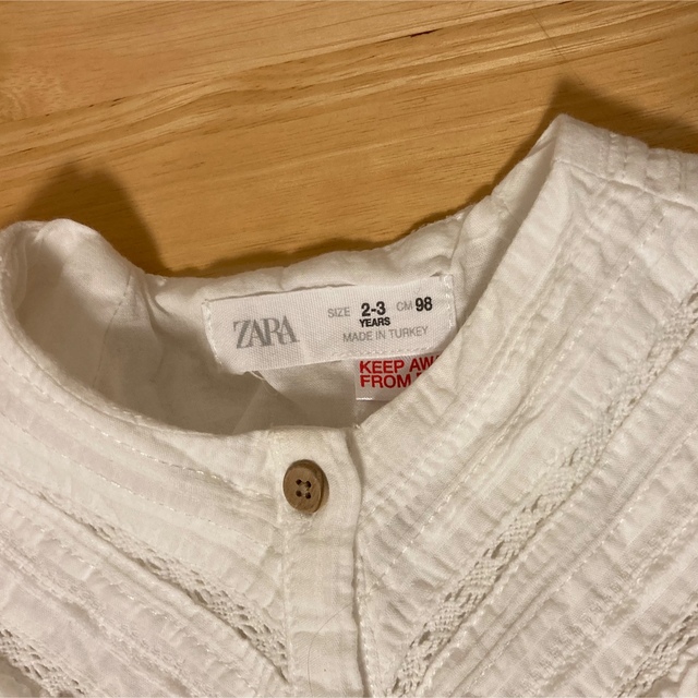 ZARA KIDS(ザラキッズ)のZARA ブラウス キッズ/ベビー/マタニティのキッズ服女の子用(90cm~)(ブラウス)の商品写真