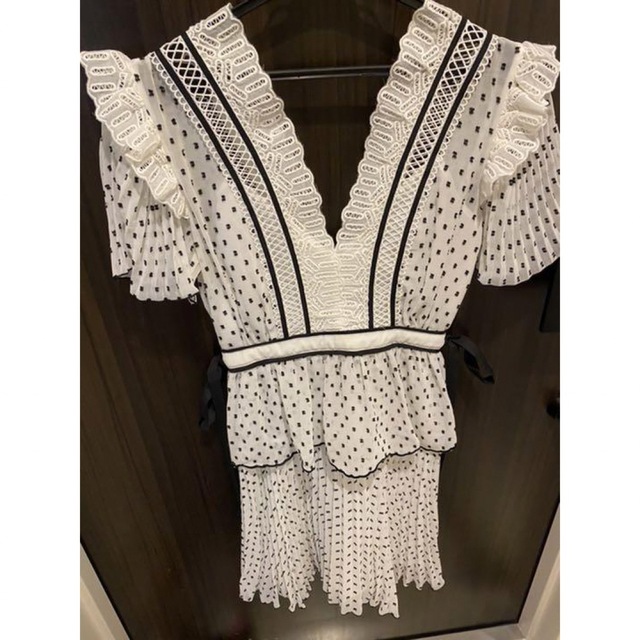 美品 セルフポートレイト 日本未入荷ドットワンピース-tops.edu.ng