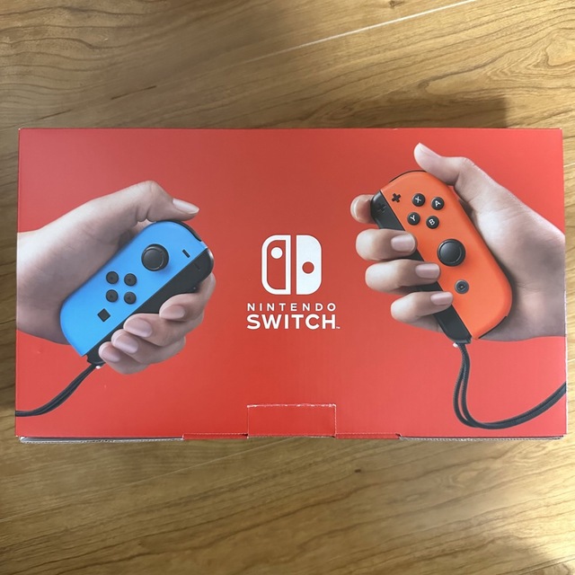 Nintendo Switch(ニンテンドースイッチ)のNintendo Switch バッテリー強化版 エンタメ/ホビーのゲームソフト/ゲーム機本体(家庭用ゲーム機本体)の商品写真