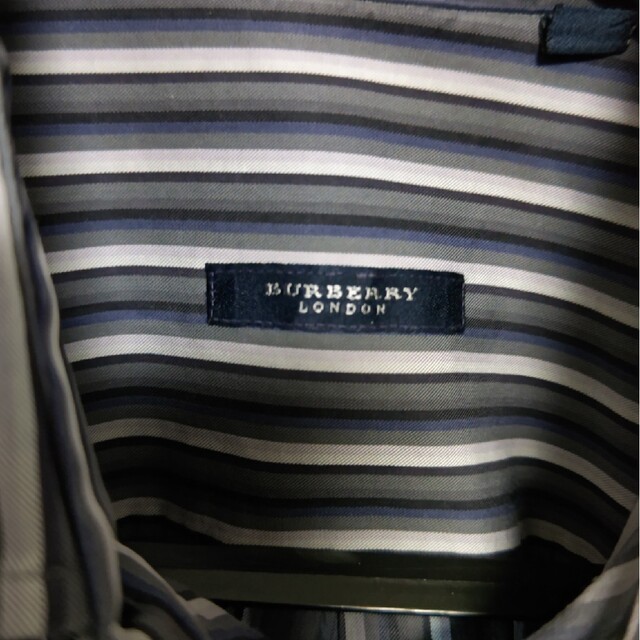 BURBERRY(バーバリー)のＬサイズ美品BURBERRYバーバリーマルチストライプシャツ メンズのトップス(シャツ)の商品写真