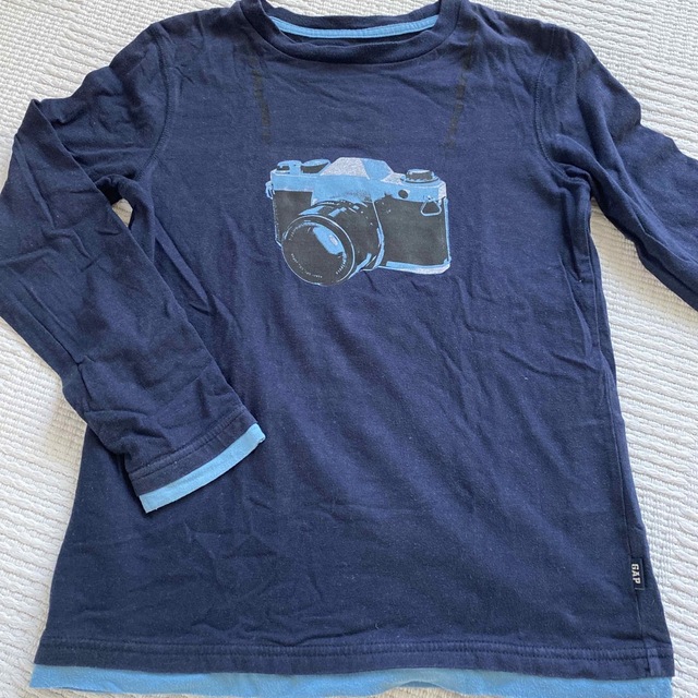 GAP(ギャップ)のキッズロンT キッズ/ベビー/マタニティのキッズ服男の子用(90cm~)(Tシャツ/カットソー)の商品写真