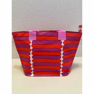 マリメッコ(marimekko)の【新品未使用】★イケア×マリメッコ バストゥア キャリーバッグ ピンク(トートバッグ)