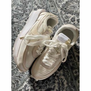 サカイ(sacai)のsacai × NIKE LDWAFFLE TRIPLE WHITE 24cm (スニーカー)