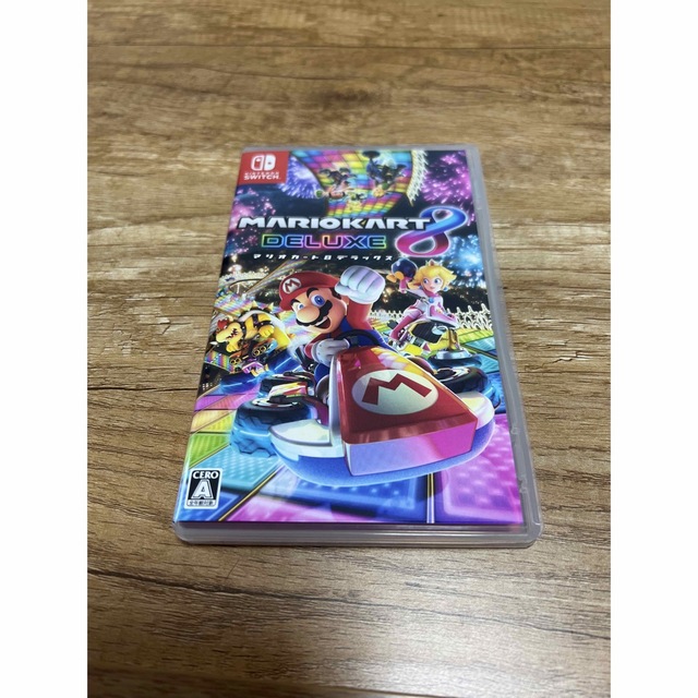 Nintendo Switch(ニンテンドースイッチ)のマリオカート8 デラックス Switch エンタメ/ホビーのゲームソフト/ゲーム機本体(家庭用ゲームソフト)の商品写真