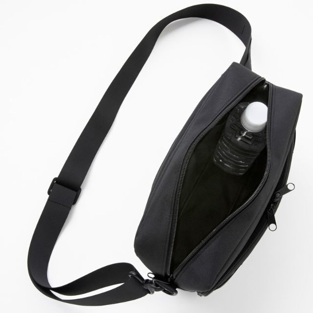 DOD(ディーオーディー)の【新品未使用】DOD トランスフォーム ショルダーバッグ ブラック メンズのバッグ(ショルダーバッグ)の商品写真