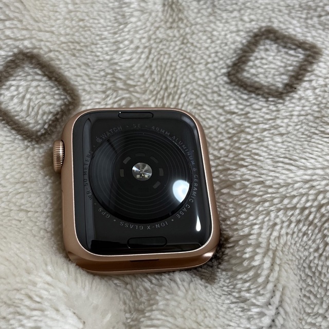 Apple Watch(アップルウォッチ)の超美品★Apple Watch SE★ メンズの時計(腕時計(デジタル))の商品写真