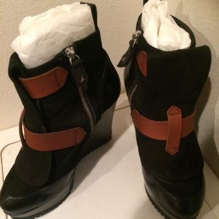 ヴィヴィアンウエストウッド(Vivienne Westwood)のウェッジソールショートブーツ(ブーティ)