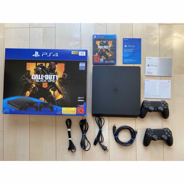 PlayStation4 1TB CUH-2216B