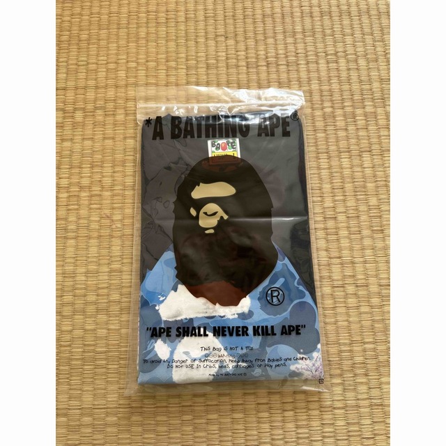A BATHING APE(アベイシングエイプ)のSAKURA PHOTO APE HEAD TEE メンズのトップス(Tシャツ/カットソー(半袖/袖なし))の商品写真