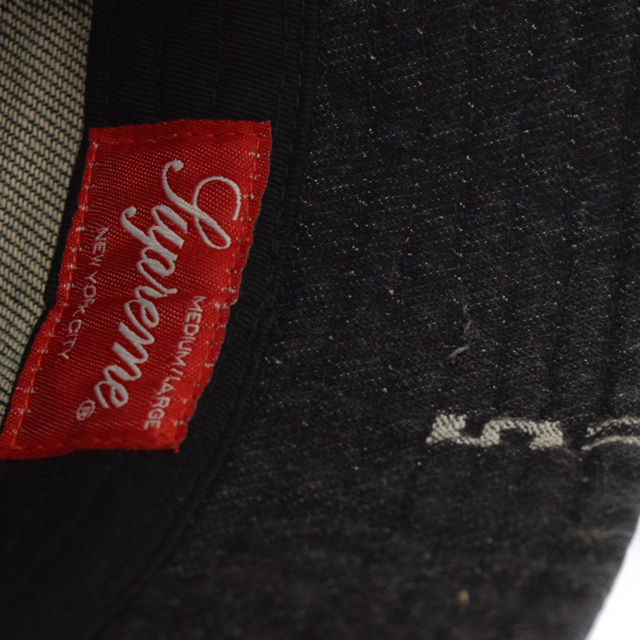 Supreme(シュプリーム)のSUPREME シュプリーム 20AW Logo Stripe Jacquard Denim Crusher ロゴ ストライプ ジャックアード デニム クラッシャー バケットハット ブラック メンズの帽子(ハット)の商品写真