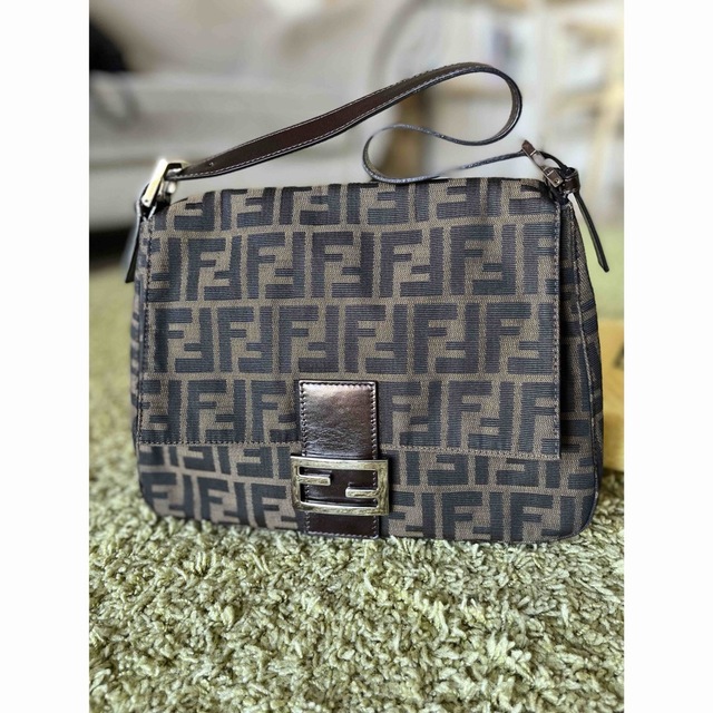 FENDI  マンマバケット